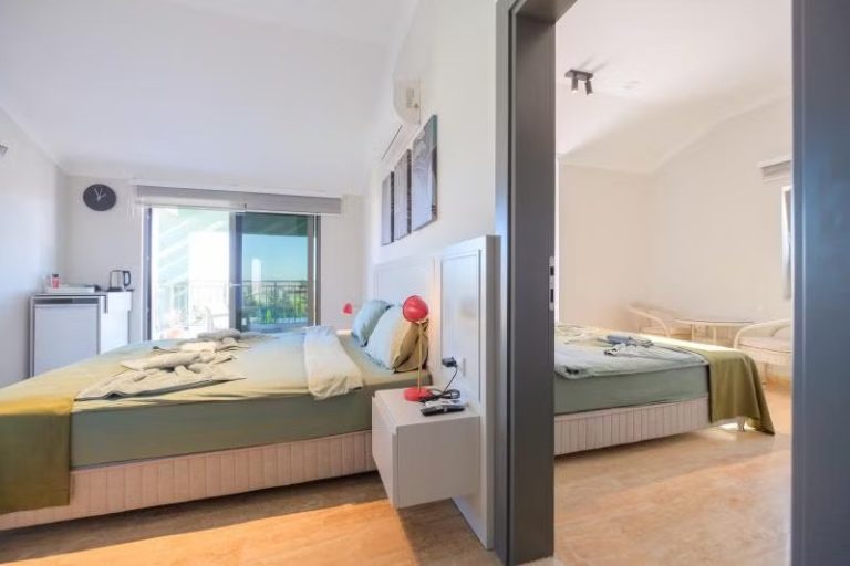 Aile Odası, Dağ veya Havuz Manzaralı, Balkon veya Teraslı,
