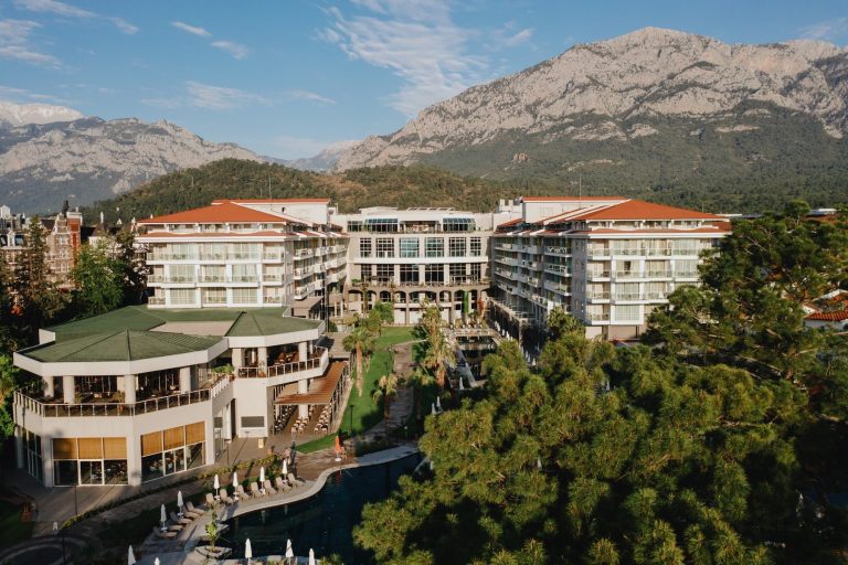 Akra Kemer