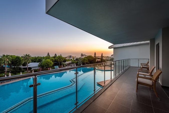 Diamond Suite