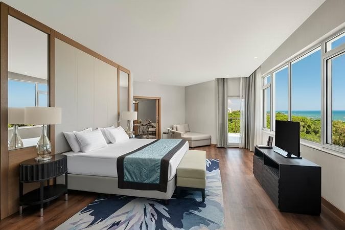 Excellent Suite