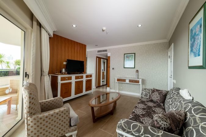 Sultan Suite